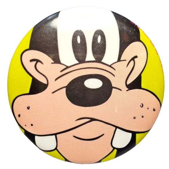 Vintage Disney Goofy Face Green Background Button - Picture 1 of 8